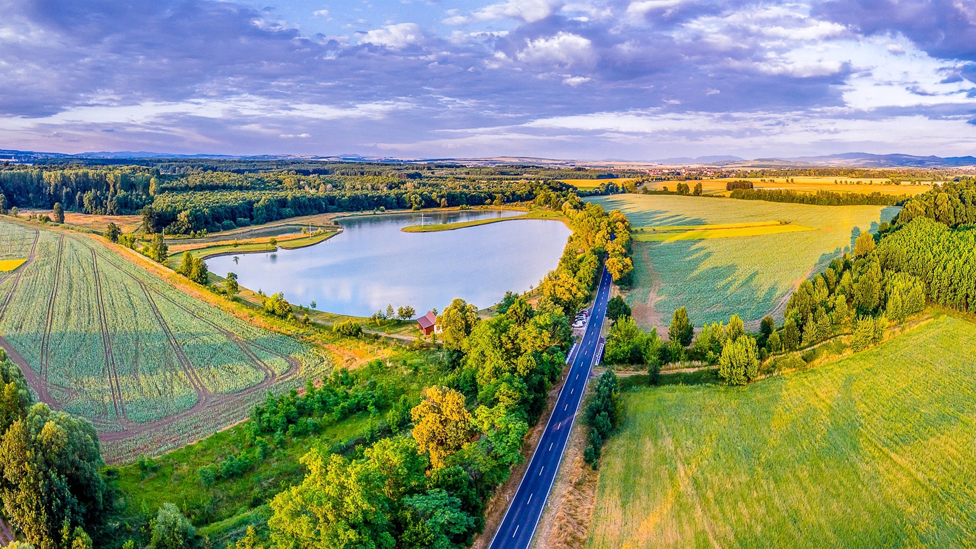 DB彩票-关于江西绿地田野奔跑，夺得关键胜利！的信息