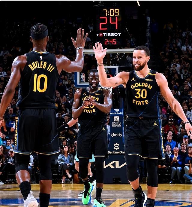 -关于库里连砍+，勇士全员贡献各显神通连胜的信息