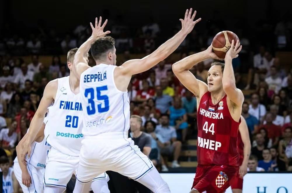 包含欧洲预选赛：芬兰队大战克罗地亚，晋级希望堪忧的词条