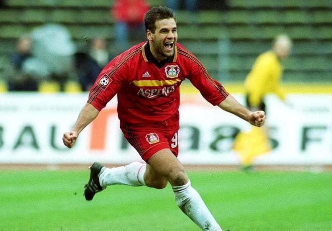 DB彩票-包含勒沃库森取得胜利，继续追赶德甲榜首球队的词条