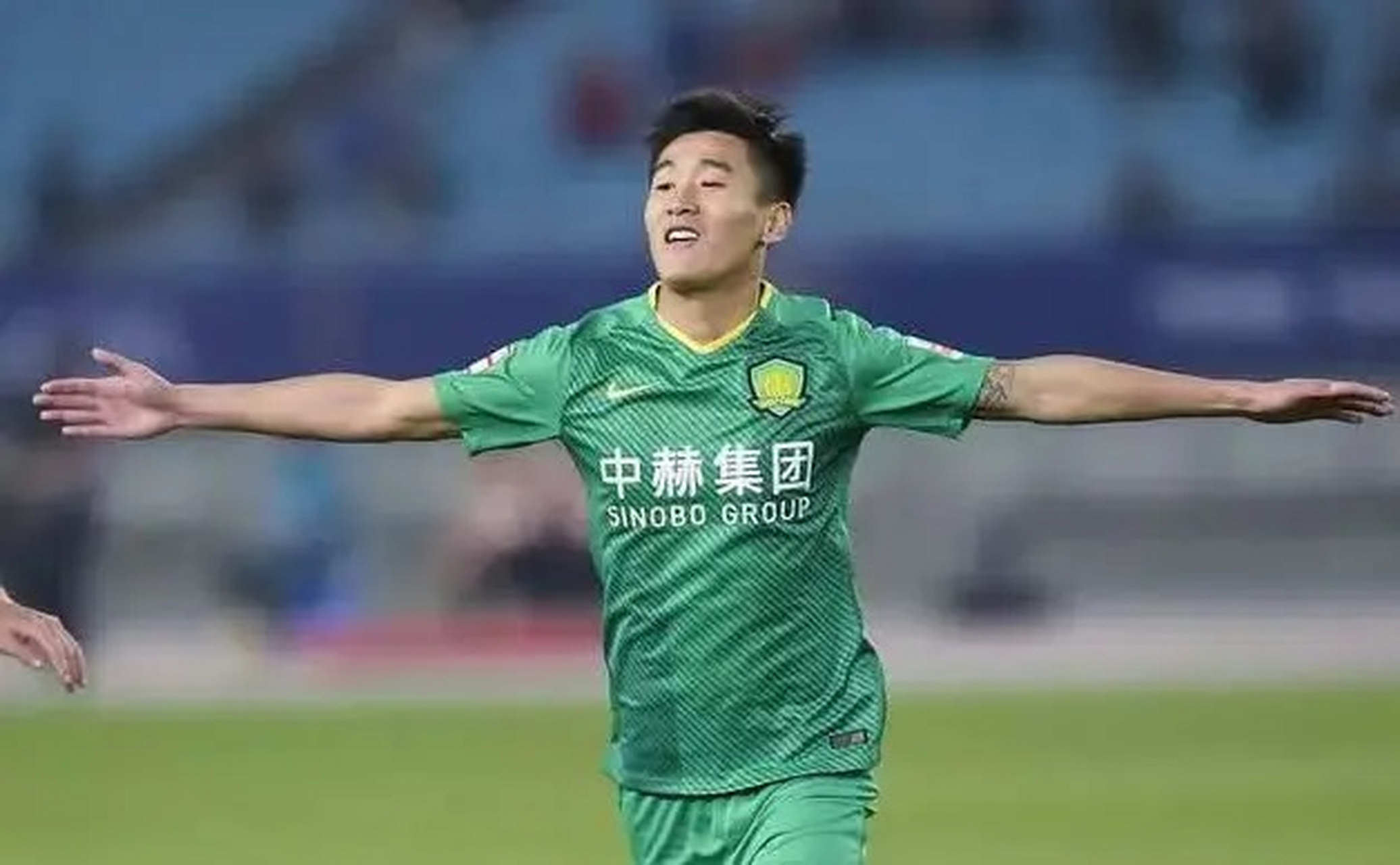 包含都灵前锋破门得分，助球队获得胜利的词条