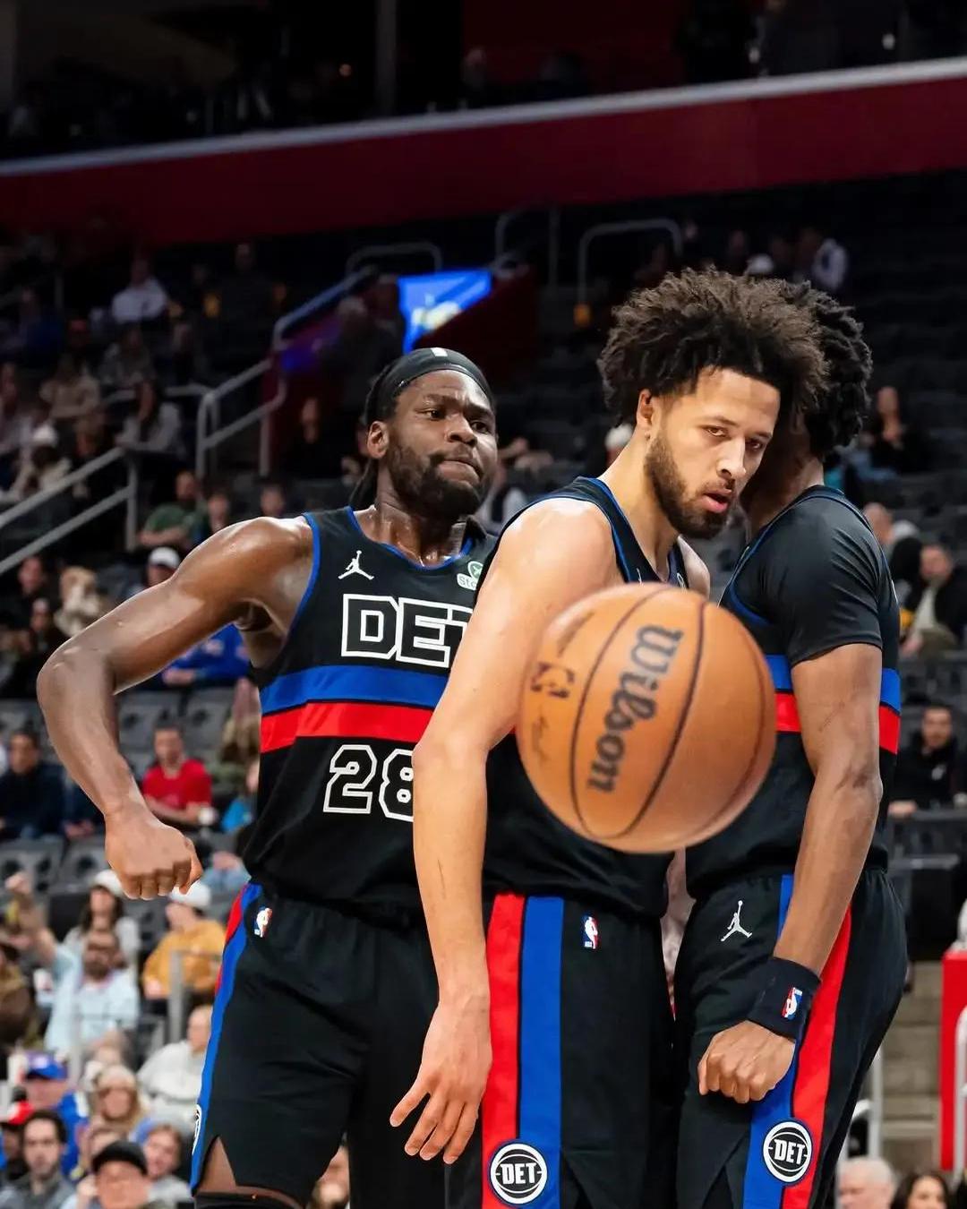 -活塞队外援加盟，球员士气提升