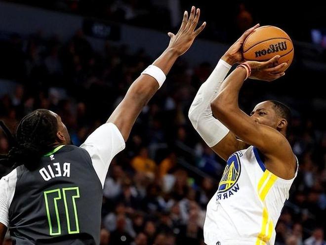 罗马客场逆袭成功，连胜气势如虹