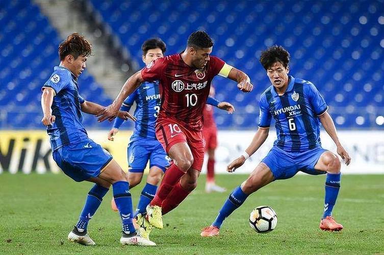 关于热那亚后防守卫奋力防守，保住比赛胜利的信息