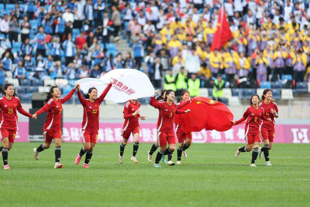 DB彩票平台-惊人战绩！中国女足国家队夺得足球世界杯冠军