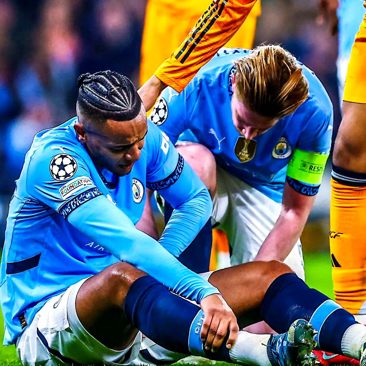 DB彩票入口-红牌频发！AC米兰vs尤文图斯，多支球员遭遇下场