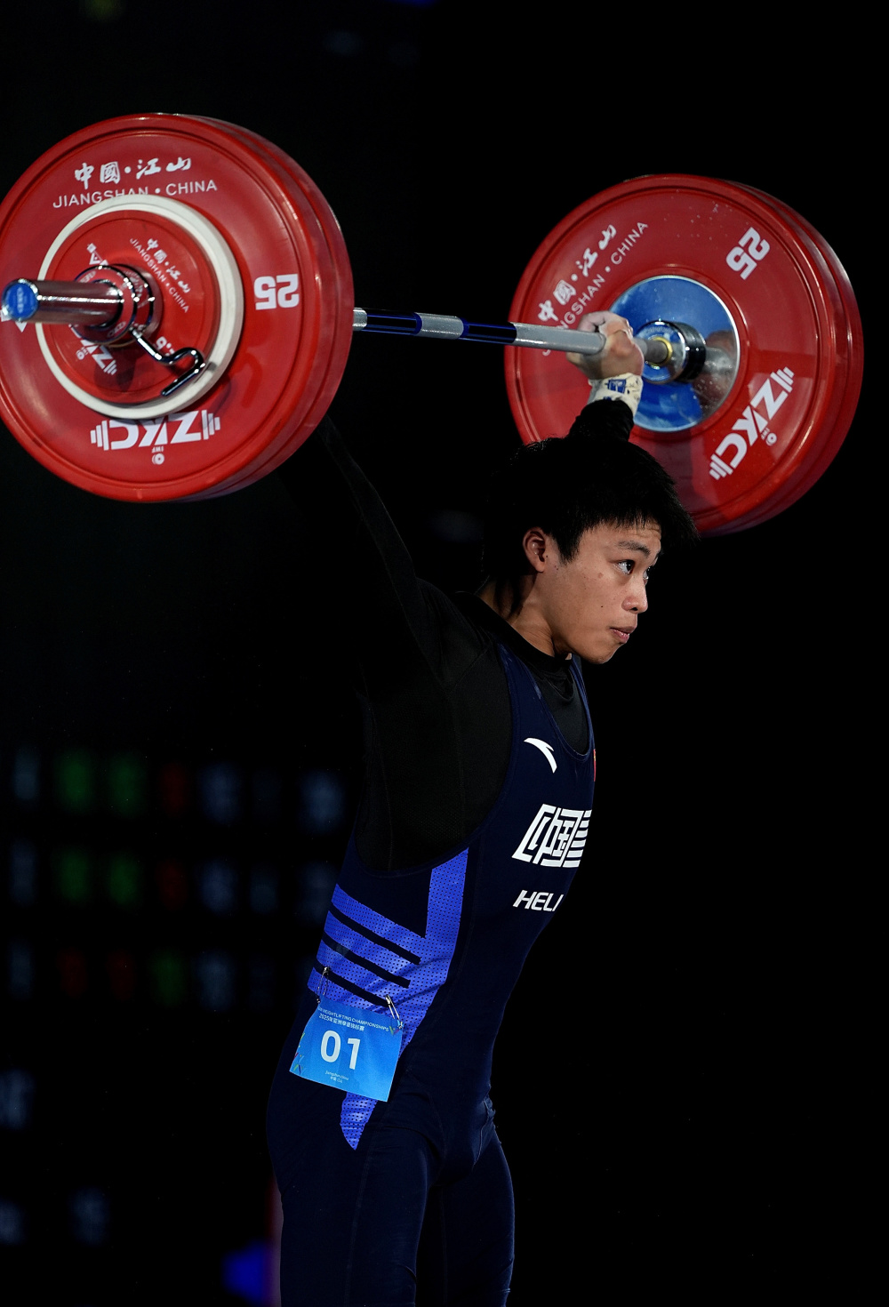 -瑞典举重选手夺冠成名，逆袭惊艳的简单介绍