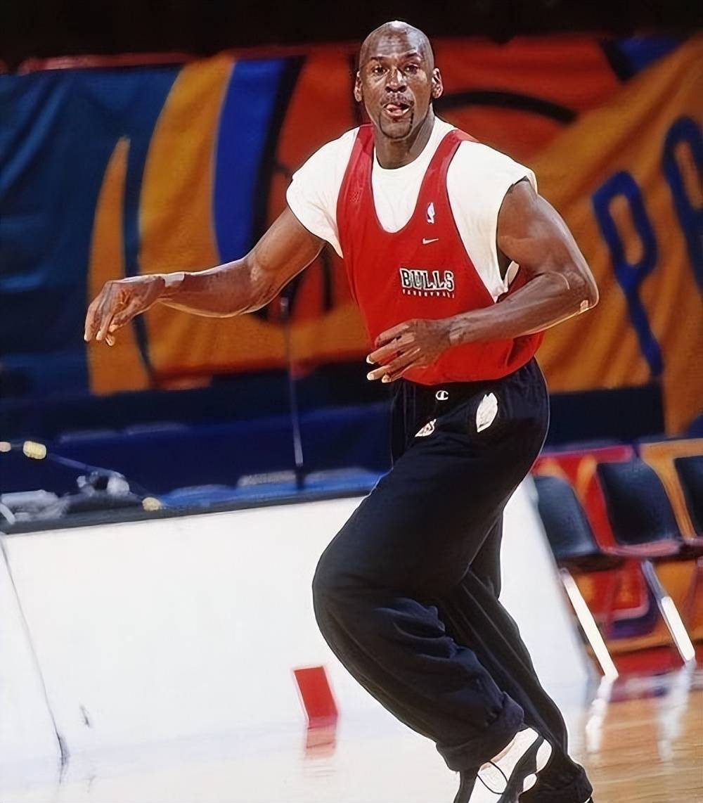 DB游戏-关于本土新秀惊艳表现，助球队重回正轨的信息