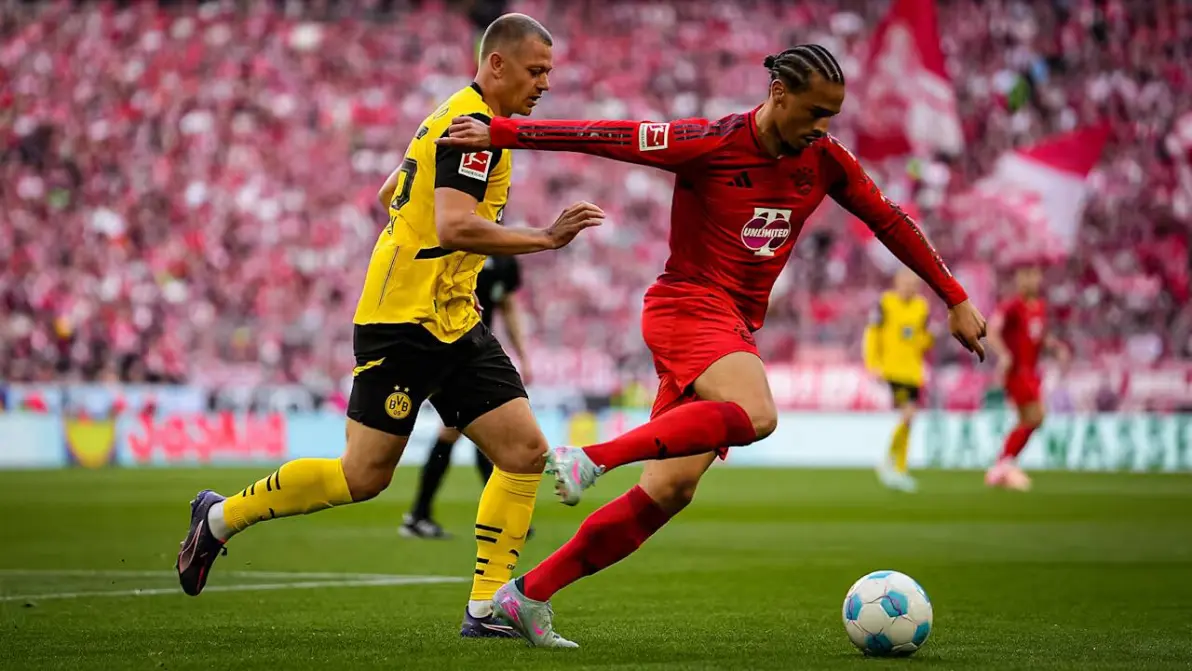 拜仁慕尼黑大胜多特蒙德，提前霸占德甲榜首位置