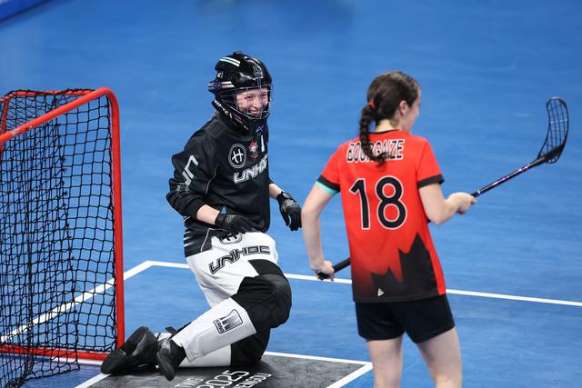 捷克女曲棍球队激战取胜晋级的简单介绍