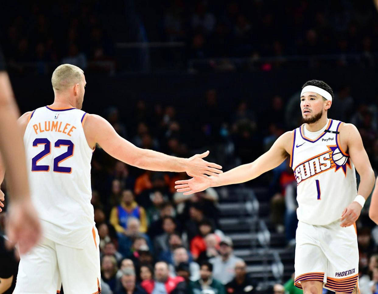 马刺战胜太阳，保住西部前八席位