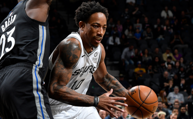 马刺负勇士，德罗赞表现出色