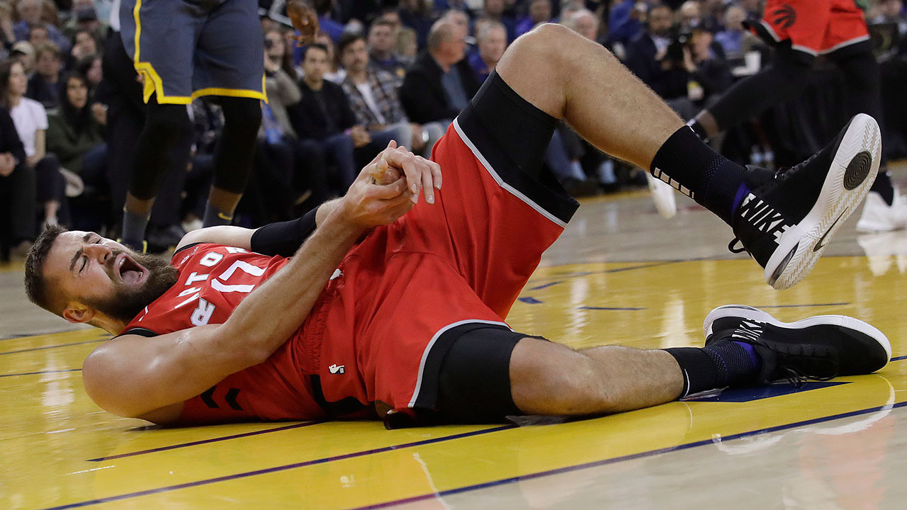 DB彩票官方网站-猛龙大胜黄蜂，劳里三分雨助攻胜利