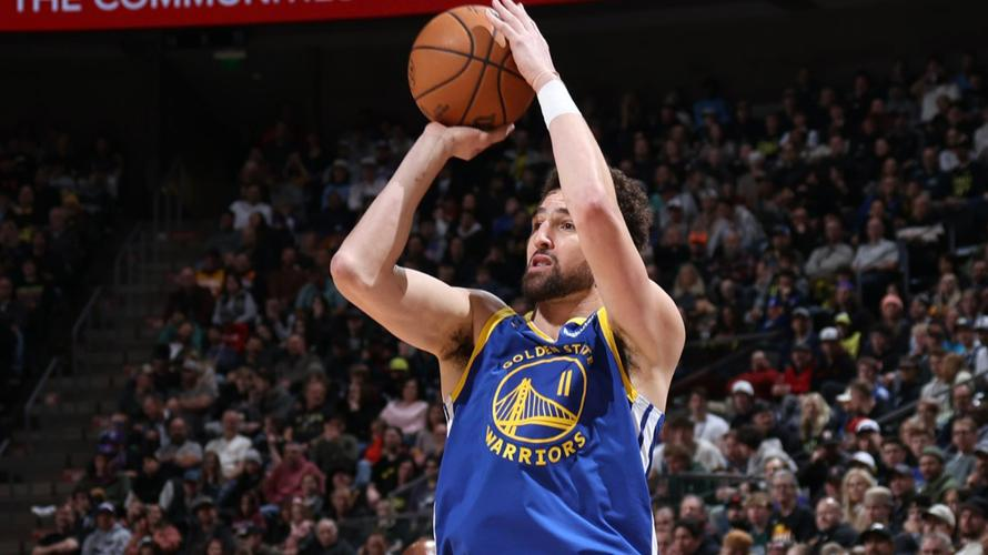 湖人大胜勇士，取得八连胜！