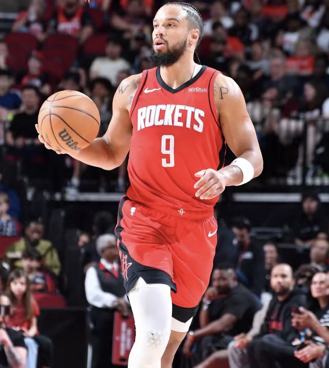 -火箭力克鹈鹕迎来胜利